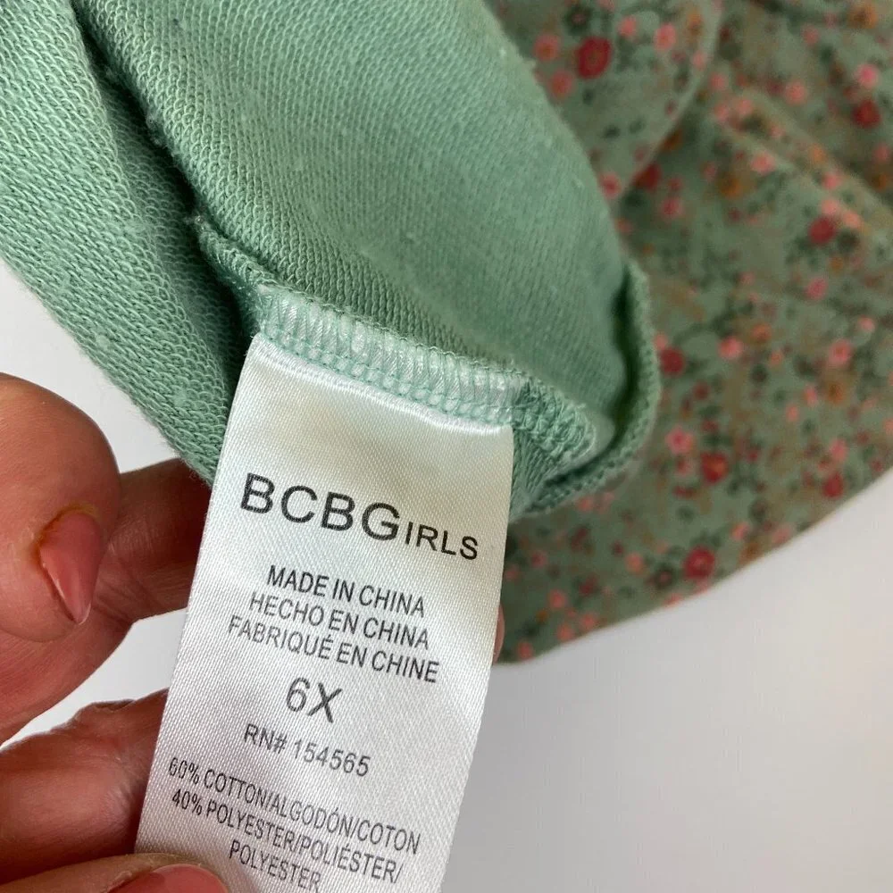 BCBGirls Girls Pullover Sweater Size 6X Floral
